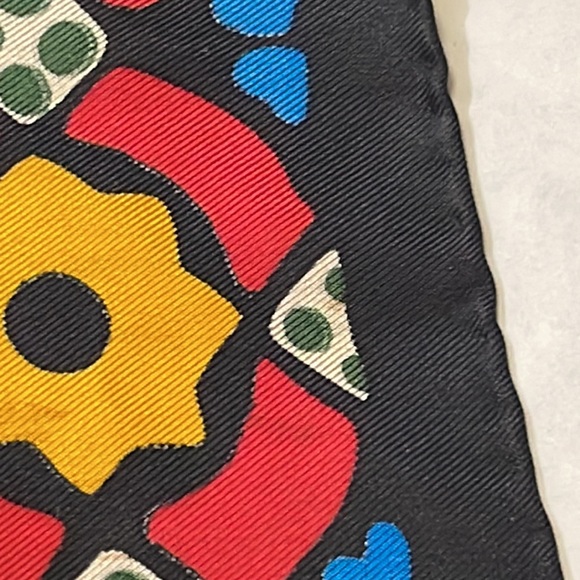 Multicolored Print Hand Rolled Scarf - Picture 7 of 10